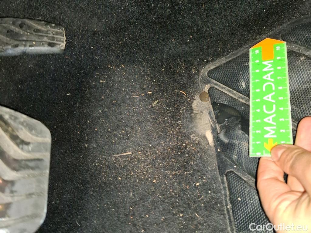  Nissan  Qashqai NISSAN  / 2021 / 5P / Crossover 1.3 MHEV 158ch Xtronic Business Edition CD LOT700 #3