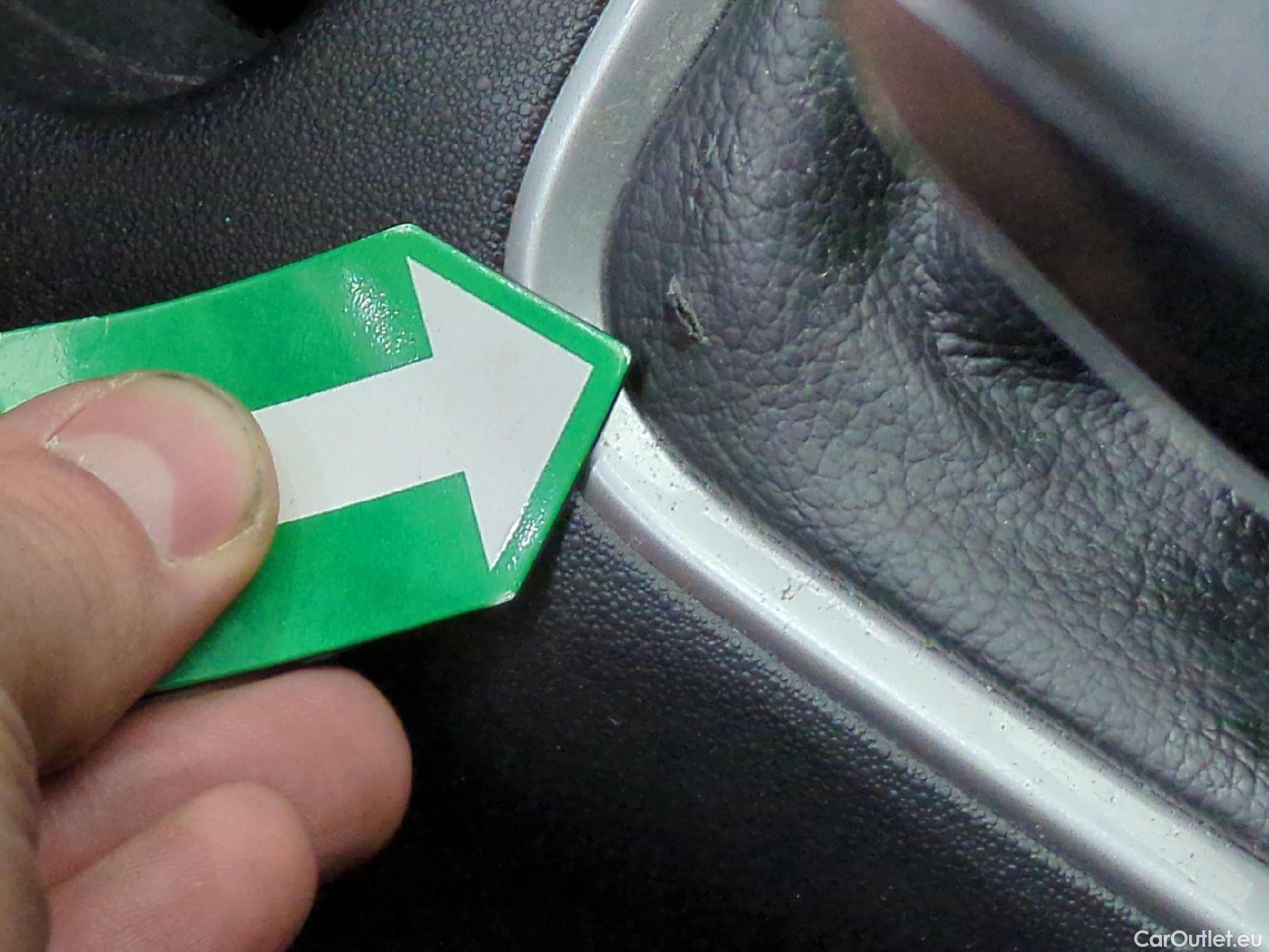  Citroen  C3 CITROEN  / 2020 / 5P / Berline PureTech 83 S&S BVM Shine #8