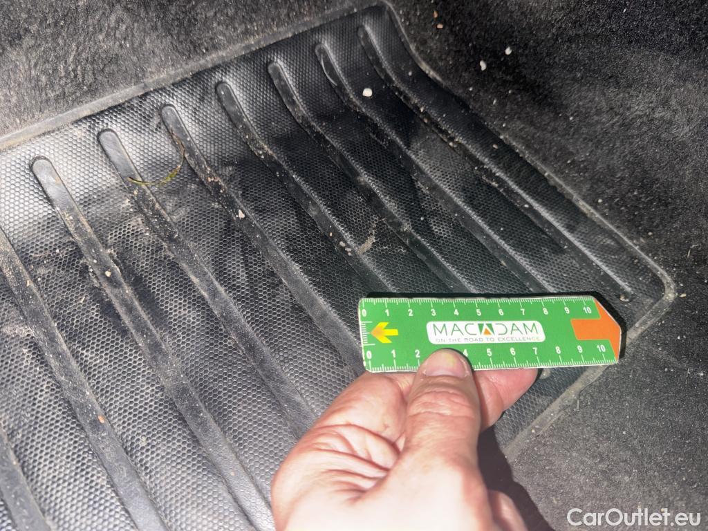  Peugeot  2008  Active Pack 1.2 PureTech 100CV BVM6 E6d #10