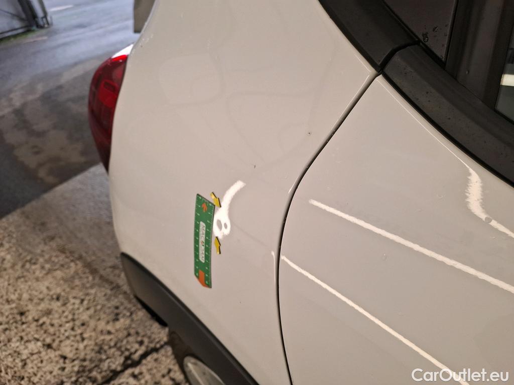  Citroen  C3  Société Feel 1.5 BlueHDI 100CV BVM6 E6d #12