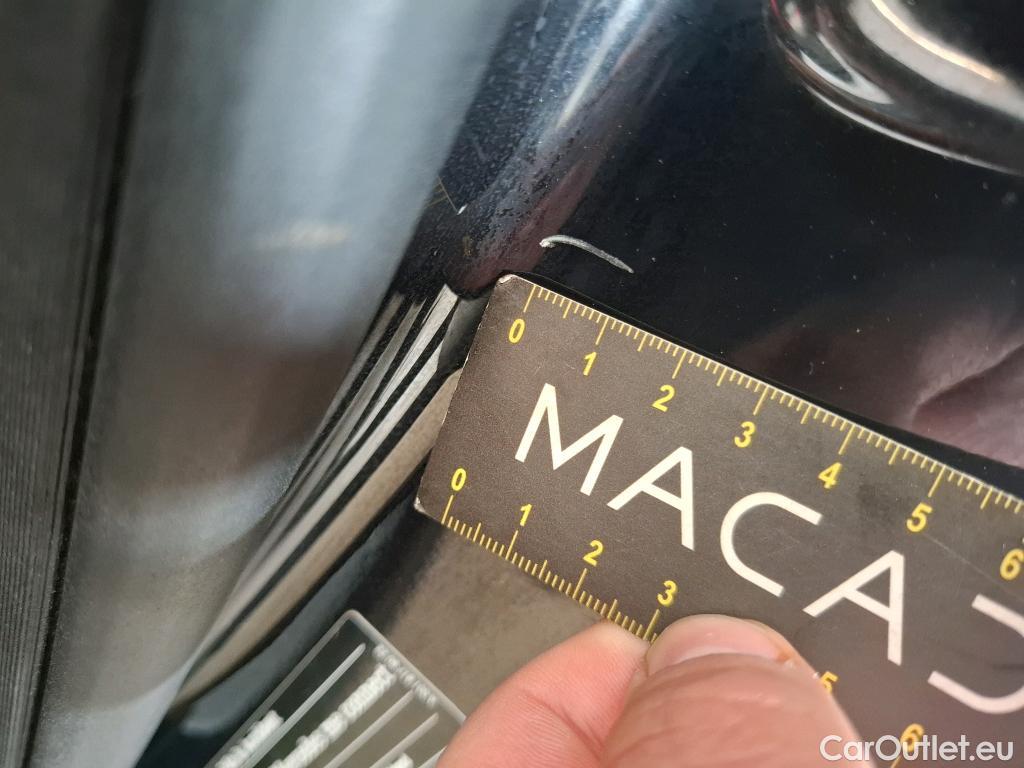  Mercedes  G-Klasee MERCEDES-BENZ GLC / 2019 / 5P / SUV GLC 220 d AMG Line 4Matic #10