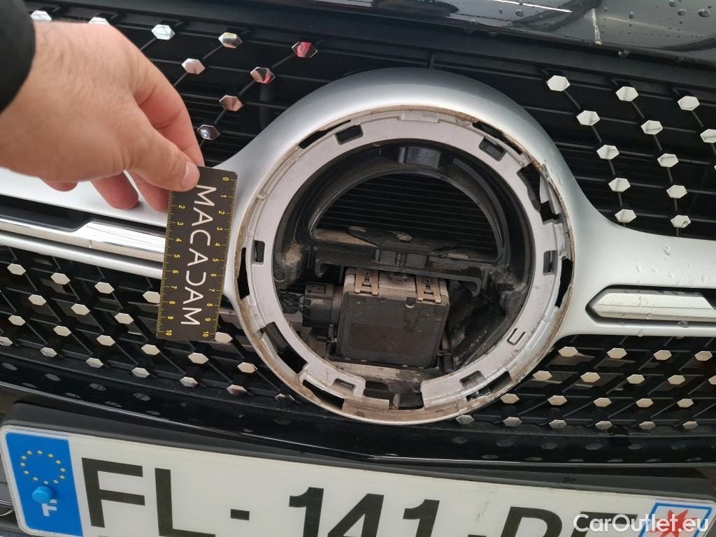  Mercedes  G-Klasee MERCEDES-BENZ GLC / 2019 / 5P / SUV GLC 220 d AMG Line 4Matic #3