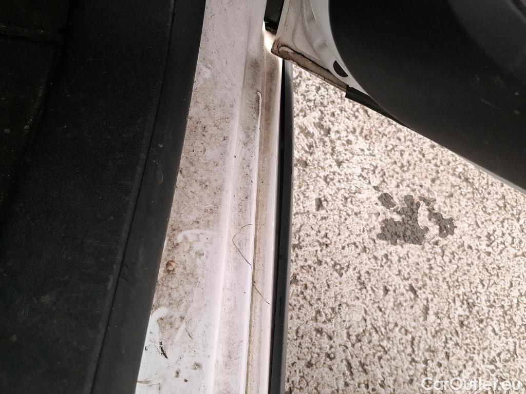  Citroen  C3  Société Feel 1.5 BlueHDI 100CV BVM6 E6d #4