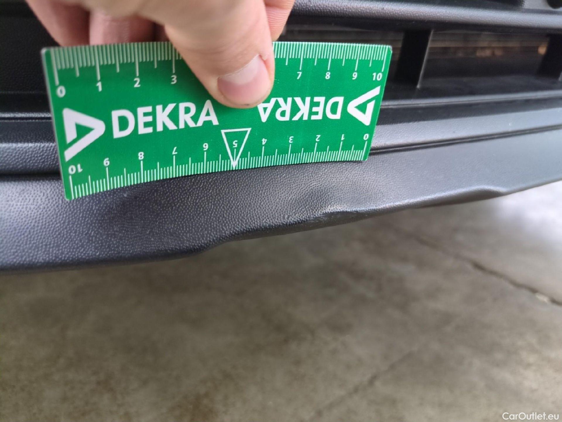  Volkswagen  Tiguan VOLKSWAGEN  / 2020 / 5P / SUV 1.4 eHybrid 245 DSG6 Life Business #46