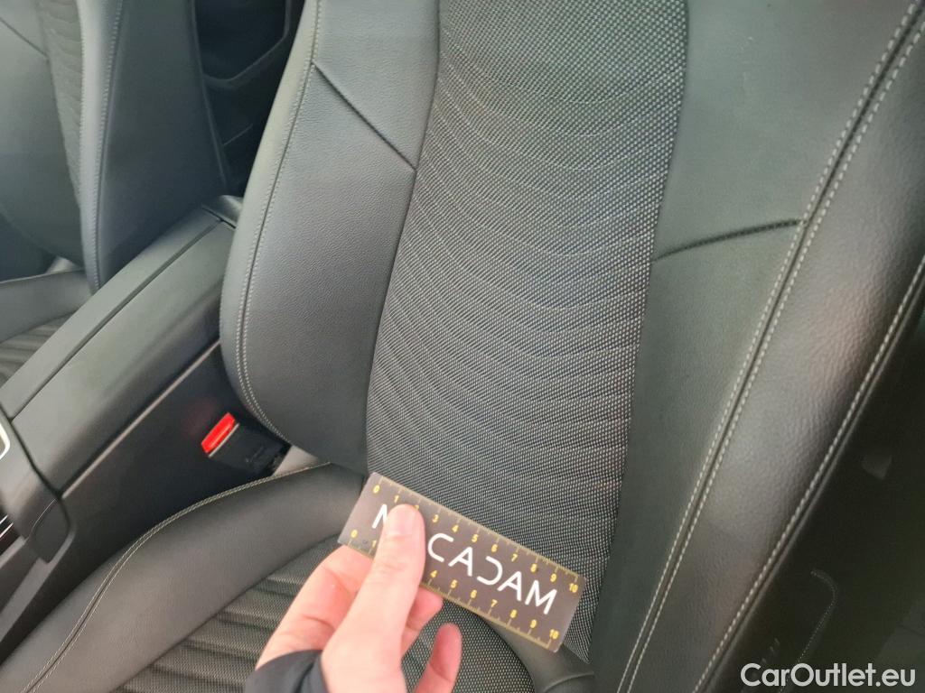  Mercedes  A-Klasse MERCEDES-BENZ Classe A Compact / 2018 / 5P / Berline A 180 Business Line 7G-DCT #9