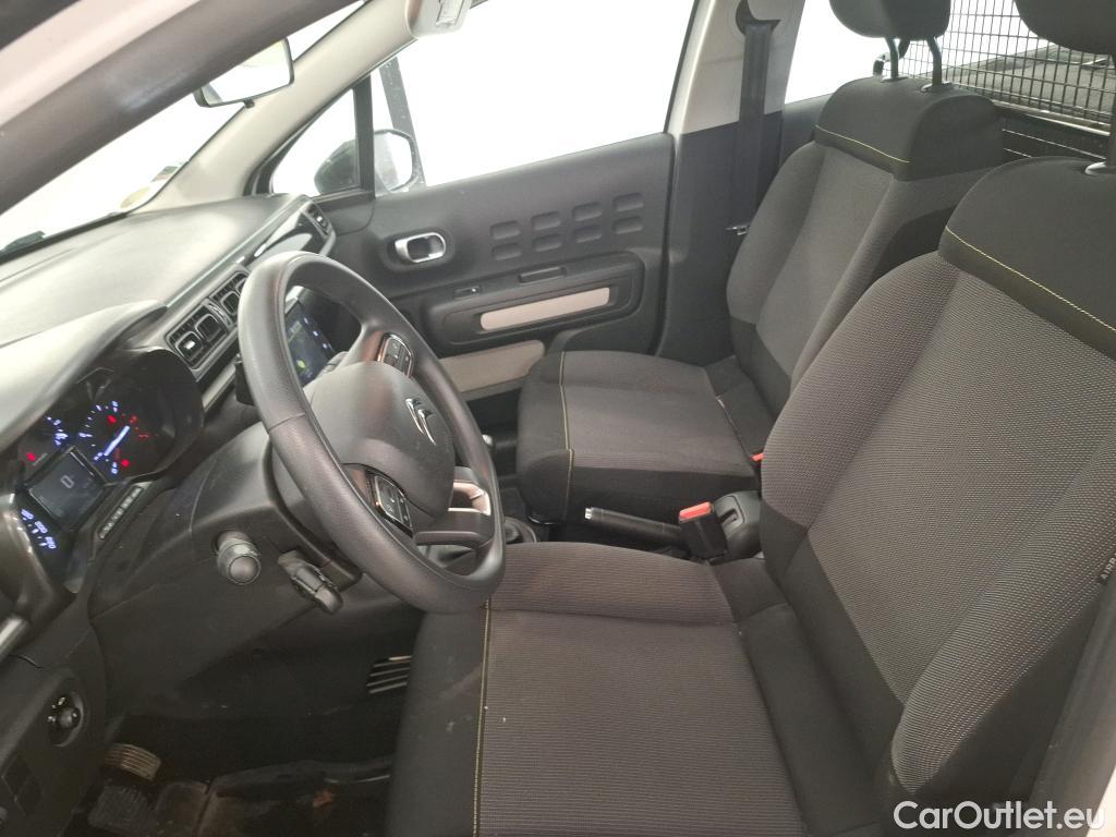  Citroen  C3  Société Feel 1.5 BlueHDI 100CV BVM6 E6d #15