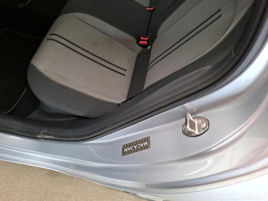  Seat  Leon SEAT  Sportstourer / 2020 / 5P / Break 2.0 TDI 150 DSG S&S Style Business #9