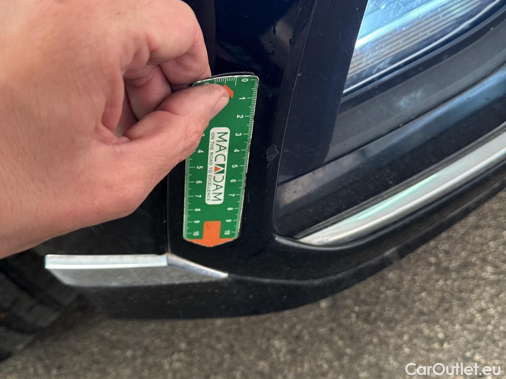  Volkswagen  Passat VOLKSWAGEN  / 2019 / 4P / Berline 2.0 TDI EVO SCR 200 4WD DSG7 R LINE #18