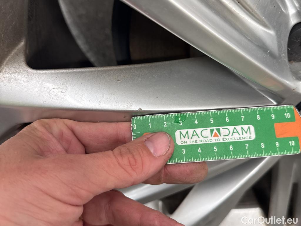  Volkswagen  Passat VOLKSWAGEN  / 2019 / 4P / Berline 2.0 TDI EVO SCR 200 4WD DSG7 R LINE #27