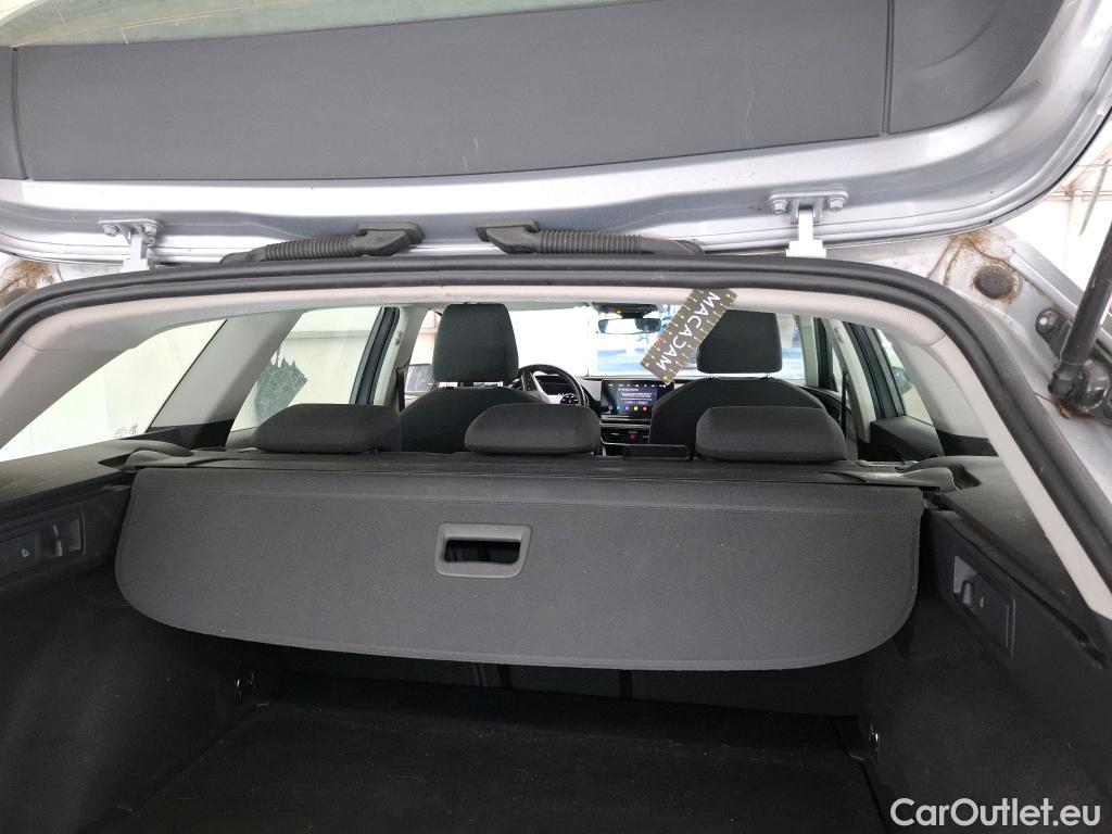  Seat  Leon SEAT  Sportstourer / 2020 / 5P / Break 2.0 TDI 150 DSG S&S Style Business #5