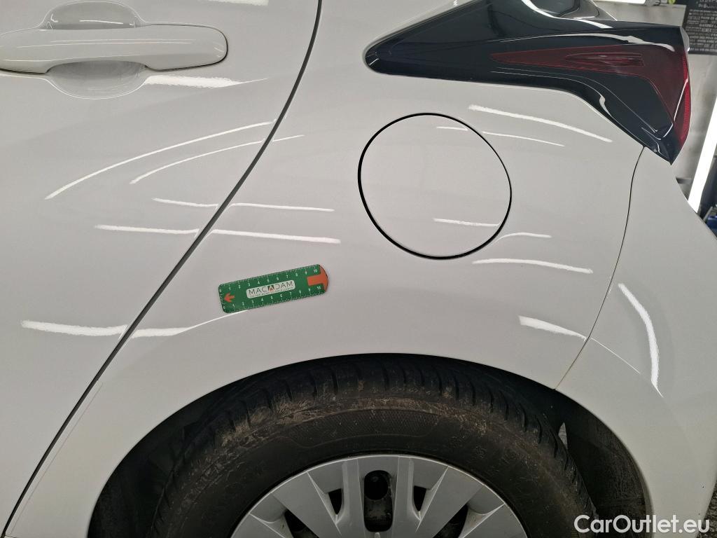  Toyota  Yaris TOYOTA  Hybride / 2019 / 5P / Berline Hybride 116h France Business Stage Acad #8