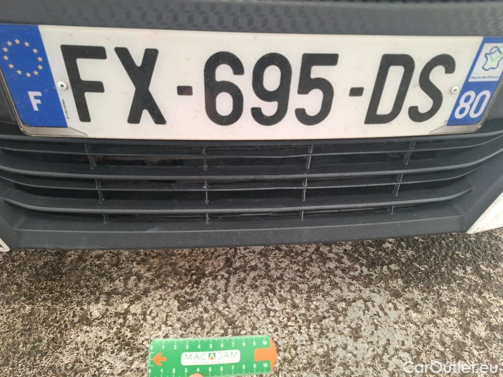  Toyota  Yaris TOYOTA  Hybride / 2019 / 5P / Berline Hybride 116h France Business Stage Acad #29