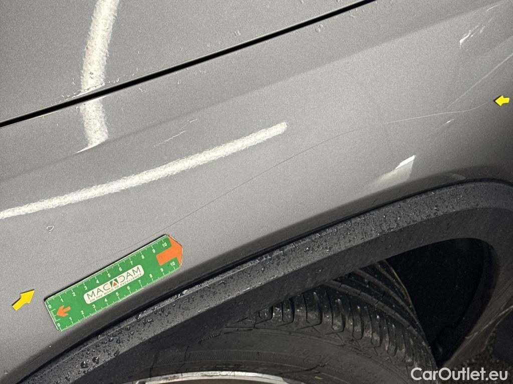  Mercedes  GLB MERCEDES-BENZ  / 2019 / 5P / SUV  200 d AMG Line #12