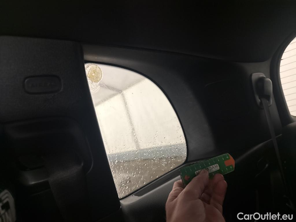  Mercedes  GLB MERCEDES-BENZ  / 2019 / 5P / SUV  200 d AMG Line #50