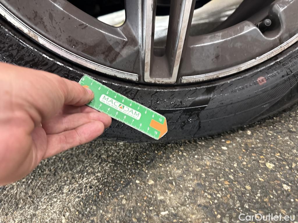  Mercedes  GLB MERCEDES-BENZ  / 2019 / 5P / SUV  200 d AMG Line #22