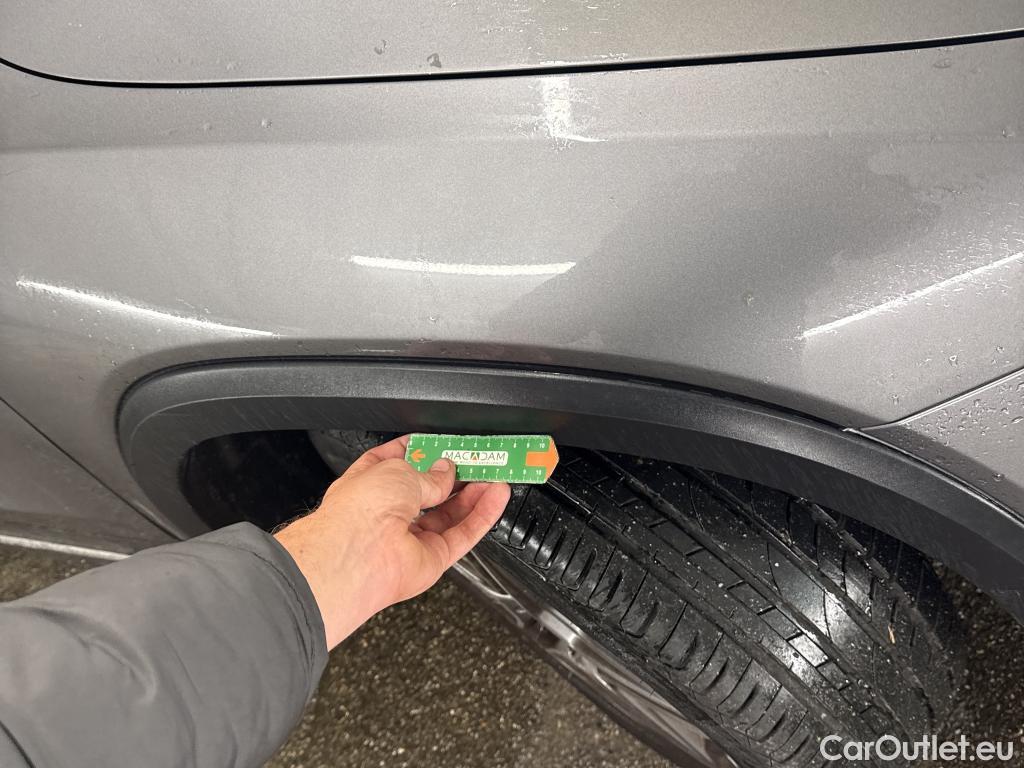  Mercedes  GLB MERCEDES-BENZ  / 2019 / 5P / SUV  200 d AMG Line #42