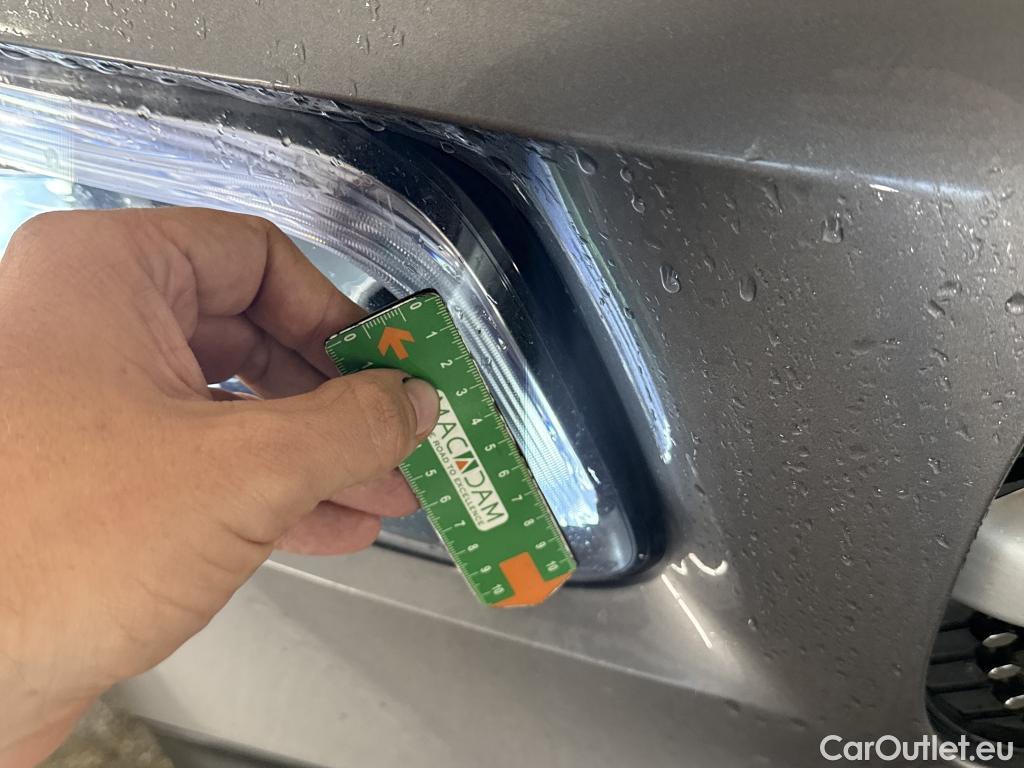  Mercedes  GLB MERCEDES-BENZ  / 2019 / 5P / SUV  200 d AMG Line #4