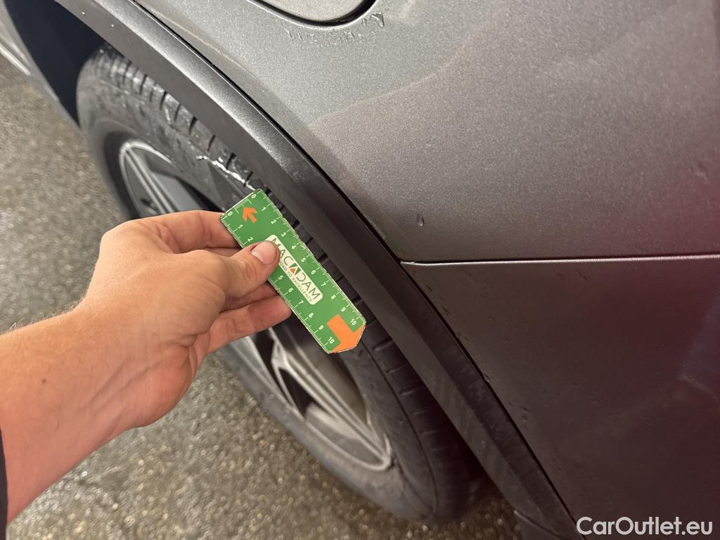  Mercedes  GLB MERCEDES-BENZ  / 2019 / 5P / SUV  200 d AMG Line #37