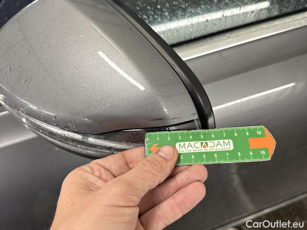  Mercedes  GLB MERCEDES-BENZ  / 2019 / 5P / SUV  200 d AMG Line #34