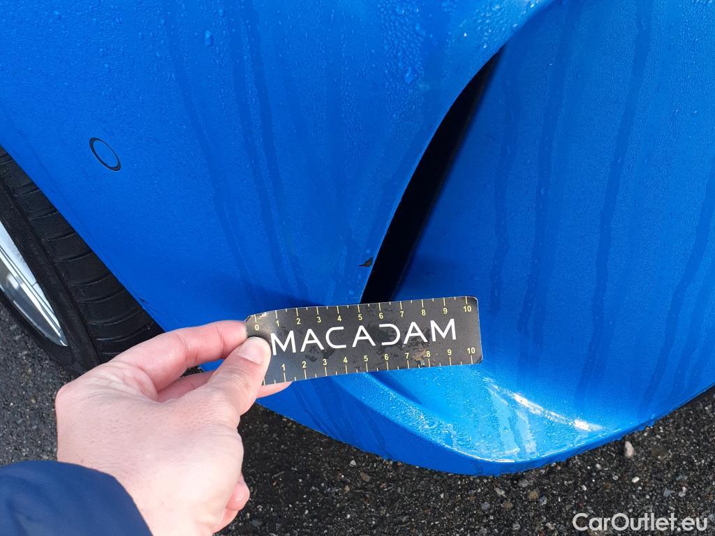  Bmw  Serie 1 BMW  / 2019 / 5P / berlina con portón 118i #19