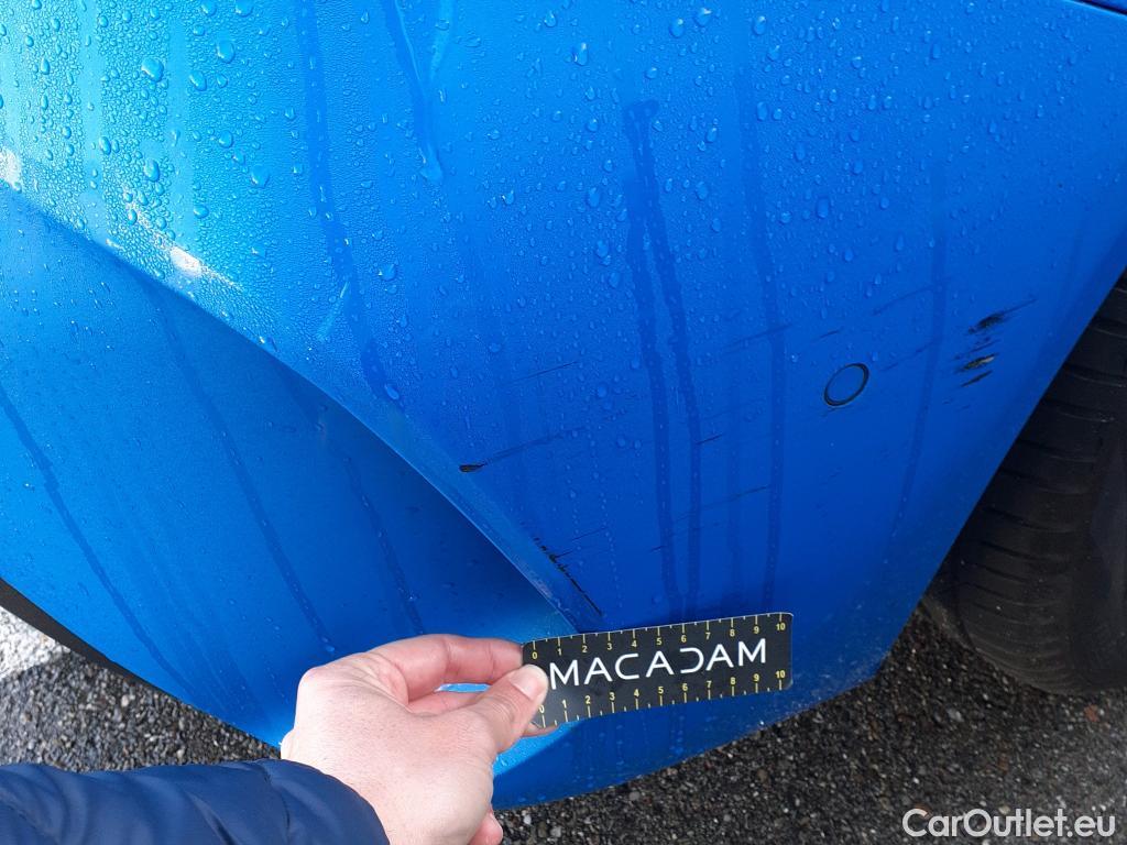  Bmw  Serie 1 BMW  / 2019 / 5P / berlina con portón 118i #20