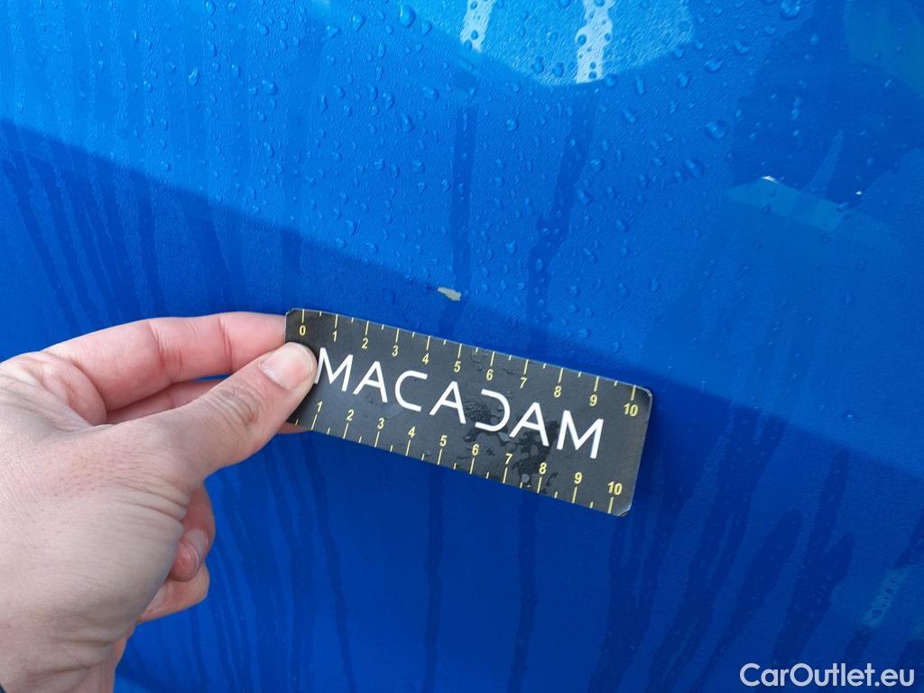  Bmw  Serie 1 BMW  / 2019 / 5P / berlina con portón 118i #24