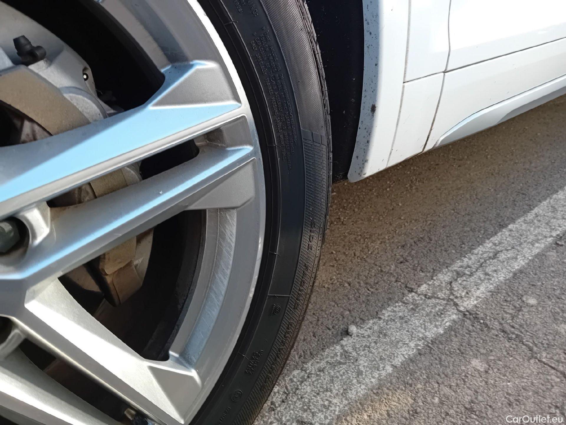  Audi  Q5 AUDI  SPORTBACK / 2020 / 5P / todoterreno S line 40 TDI 150kW quattro-ultra #5