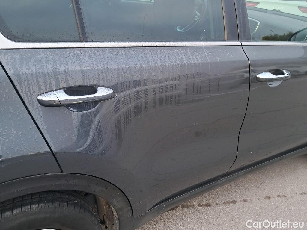  KIA  Sportage KIA  1.6MHEV Drive 100kW(136CV) 4x2(Crist Tintados) #5