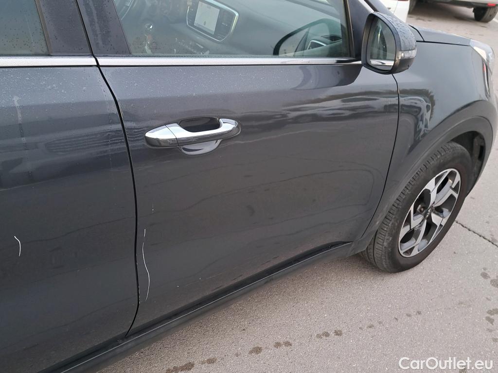  KIA  Sportage KIA  1.6MHEV Drive 100kW(136CV) 4x2(Crist Tintados) #1