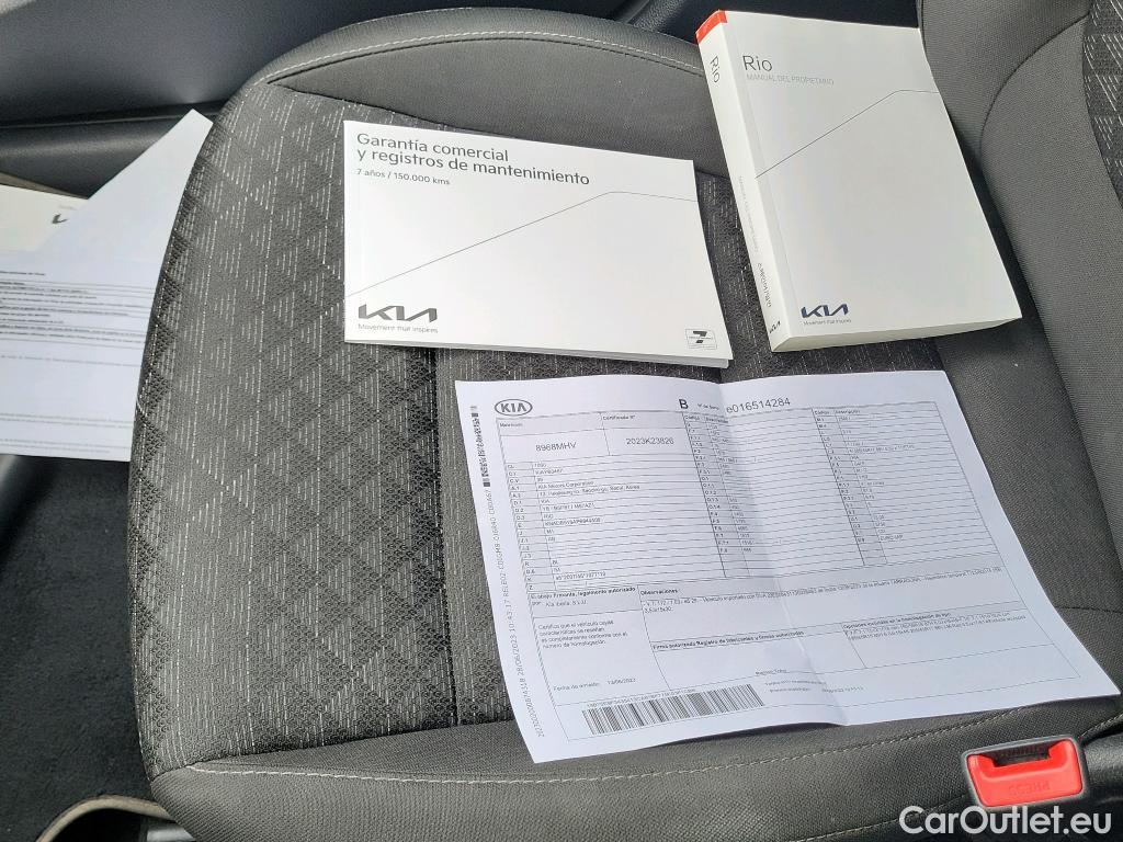  KIA  Rio KIA  / 2020 / 5P / berlina con portón 1.2 DPi 62kW (84CV) Concept #16