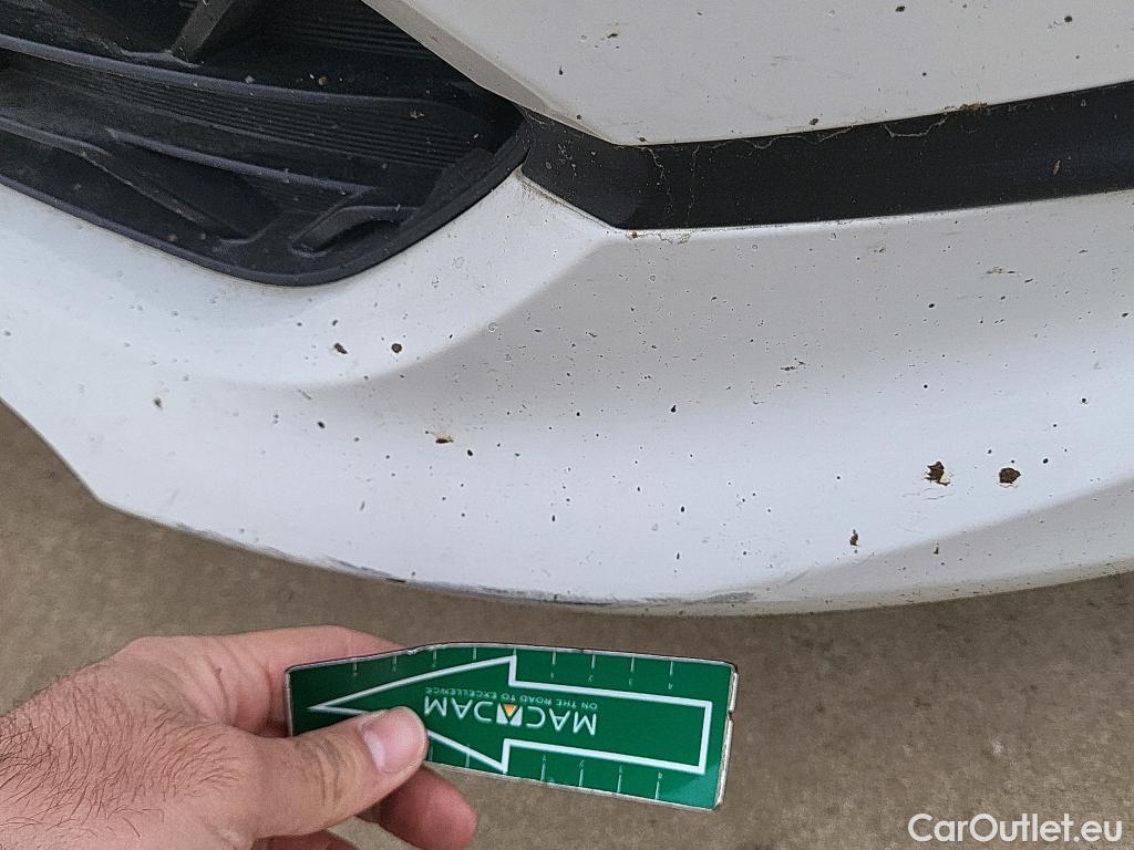  KIA  Rio KIA  / 2020 / 5P / berlina con portón 1.2 DPi 62kW (84CV) Concept #18