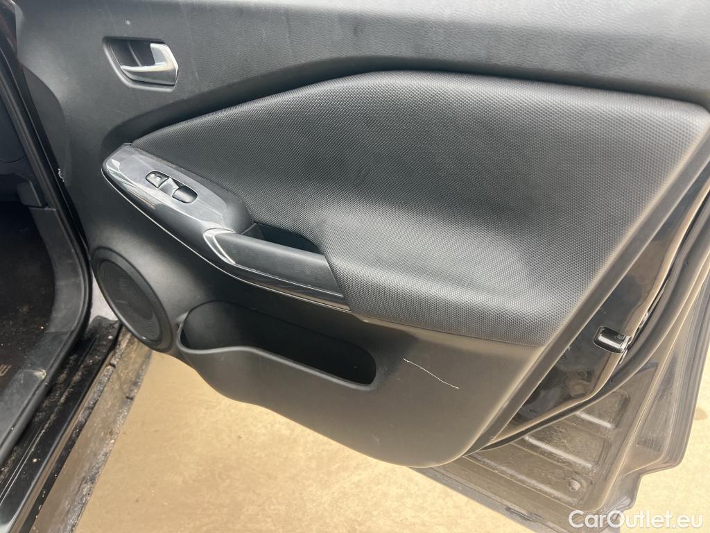  Nissan  Juke NISSAN  / 2019 / 5P / crossover DIG-T 86 kW (117 CV) 6 M/T ACENTA #20