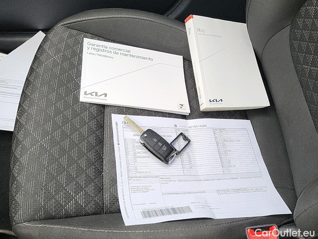  KIA  Rio KIA  / 2020 / 5P / berlina con portón 1.2 DPi 62kW (84CV) Concept #2