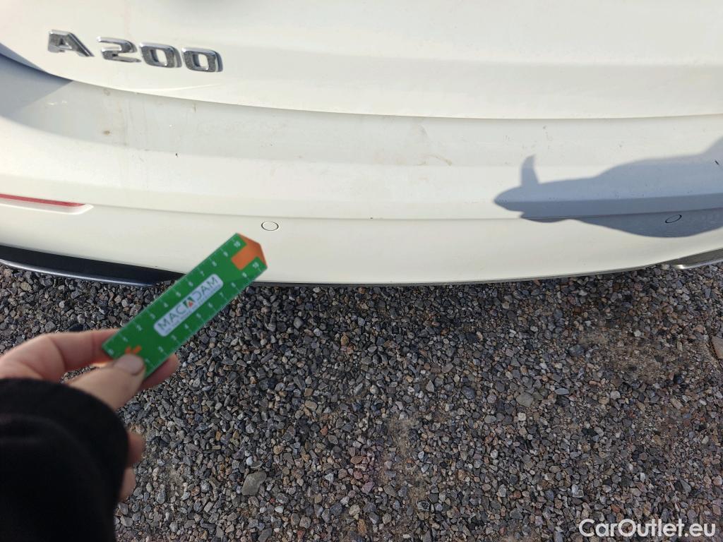  Mercedes  A-Klasse MERCEDES-BENZ Clase A / 2018 / 5P / berlina con portón A 200 #11