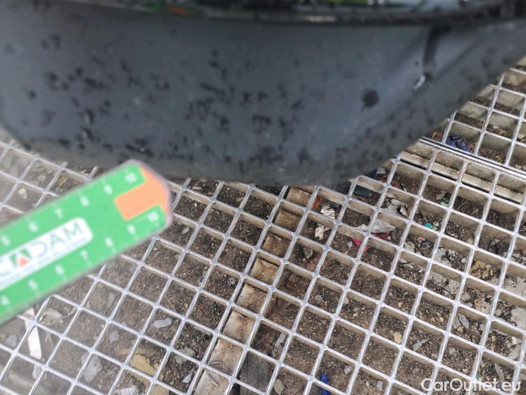  KIA  Niro KIA  / 2019 / 5P / crossover 1.6 GDi HEV 104kW (141CV) Drive #22