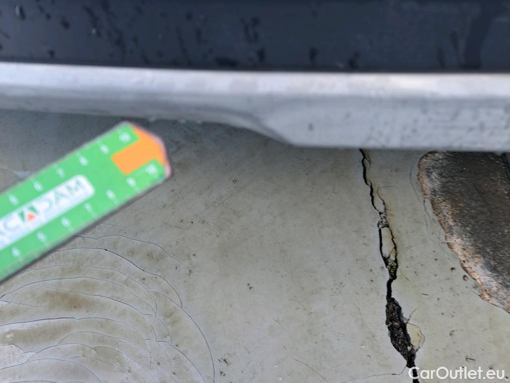  KIA  Niro KIA  / 2019 / 5P / crossover 1.6 GDi HEV 104kW (141CV) Drive #28