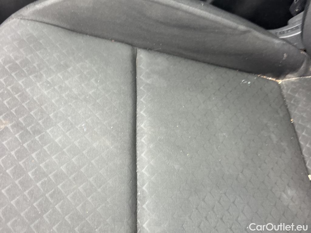  Nissan  Juke NISSAN  / 2019 / 5P / crossover DIG-T 86 kW (117 CV) 6 M/T ACENTA #1