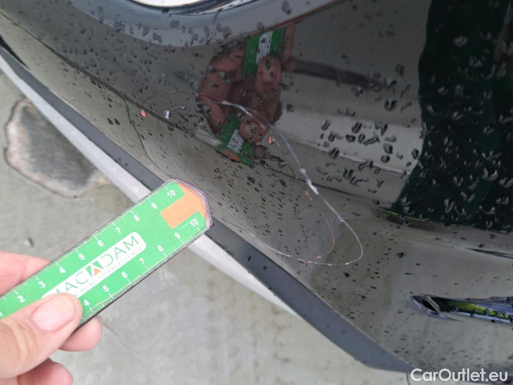  KIA  Niro KIA  / 2019 / 5P / crossover 1.6 GDi HEV 104kW (141CV) Drive #8