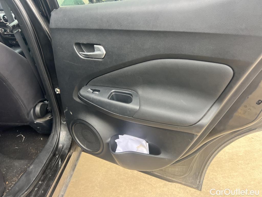  Nissan  Juke NISSAN  / 2019 / 5P / crossover DIG-T 86 kW (117 CV) 6 M/T ACENTA #26