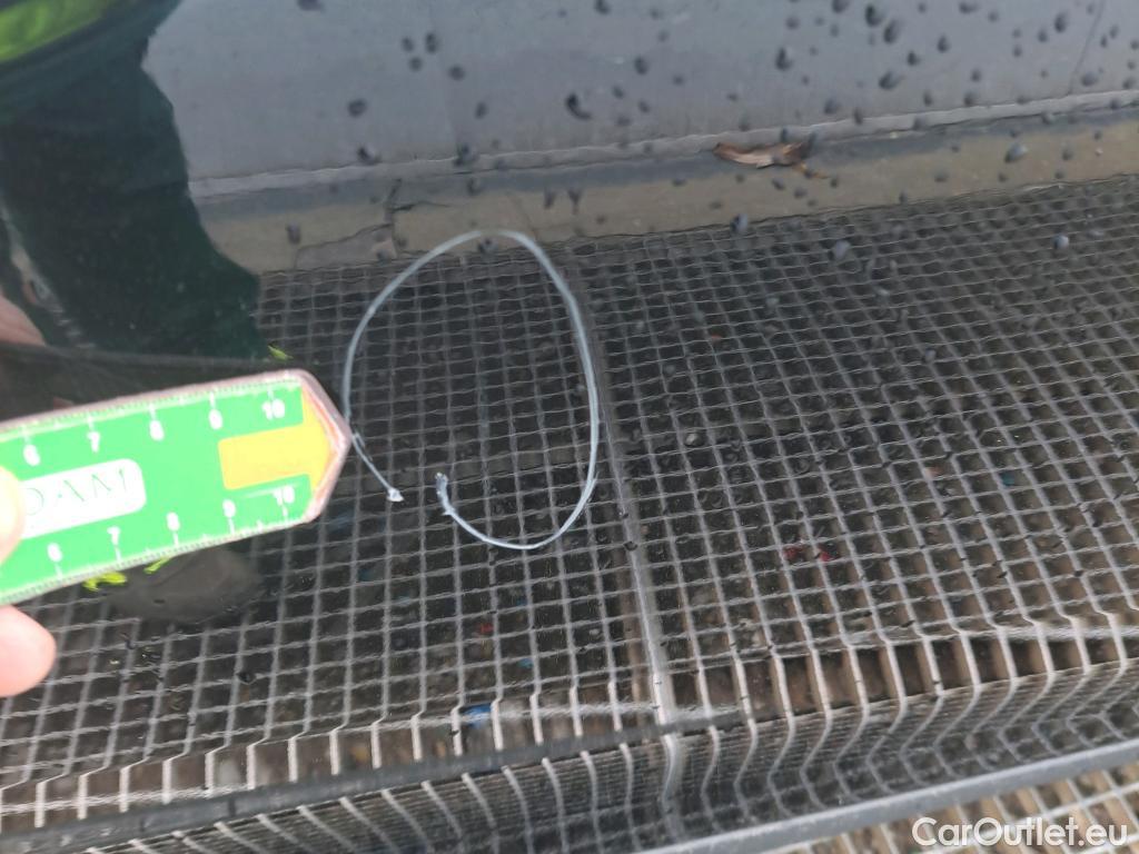  KIA  Niro KIA  / 2019 / 5P / crossover 1.6 GDi HEV 104kW (141CV) Drive #17