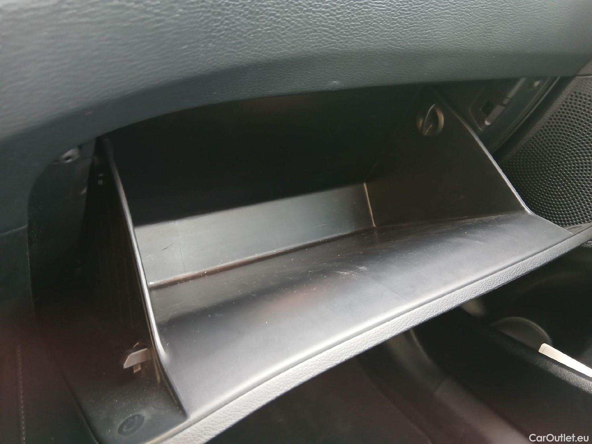  KIA  XCeed KIA  / 2019 / 5P / todoterreno 1.6 GDi PHEV 104kW (141CV) eTech #1