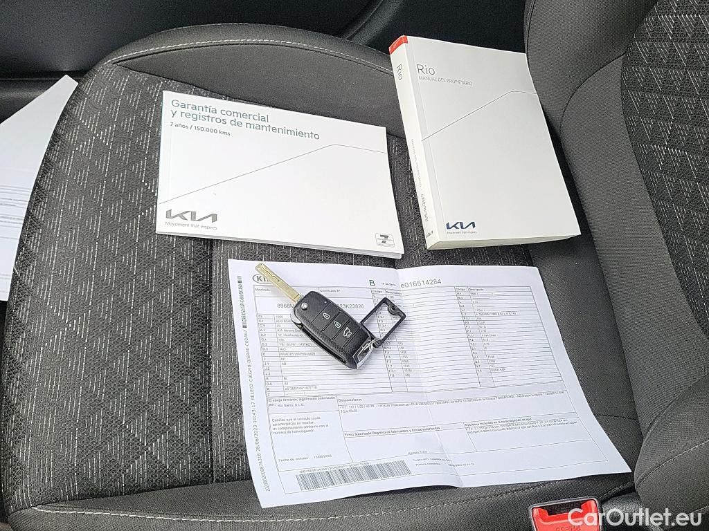  KIA  Rio KIA  / 2020 / 5P / berlina con portón 1.2 DPi 62kW (84CV) Concept #1