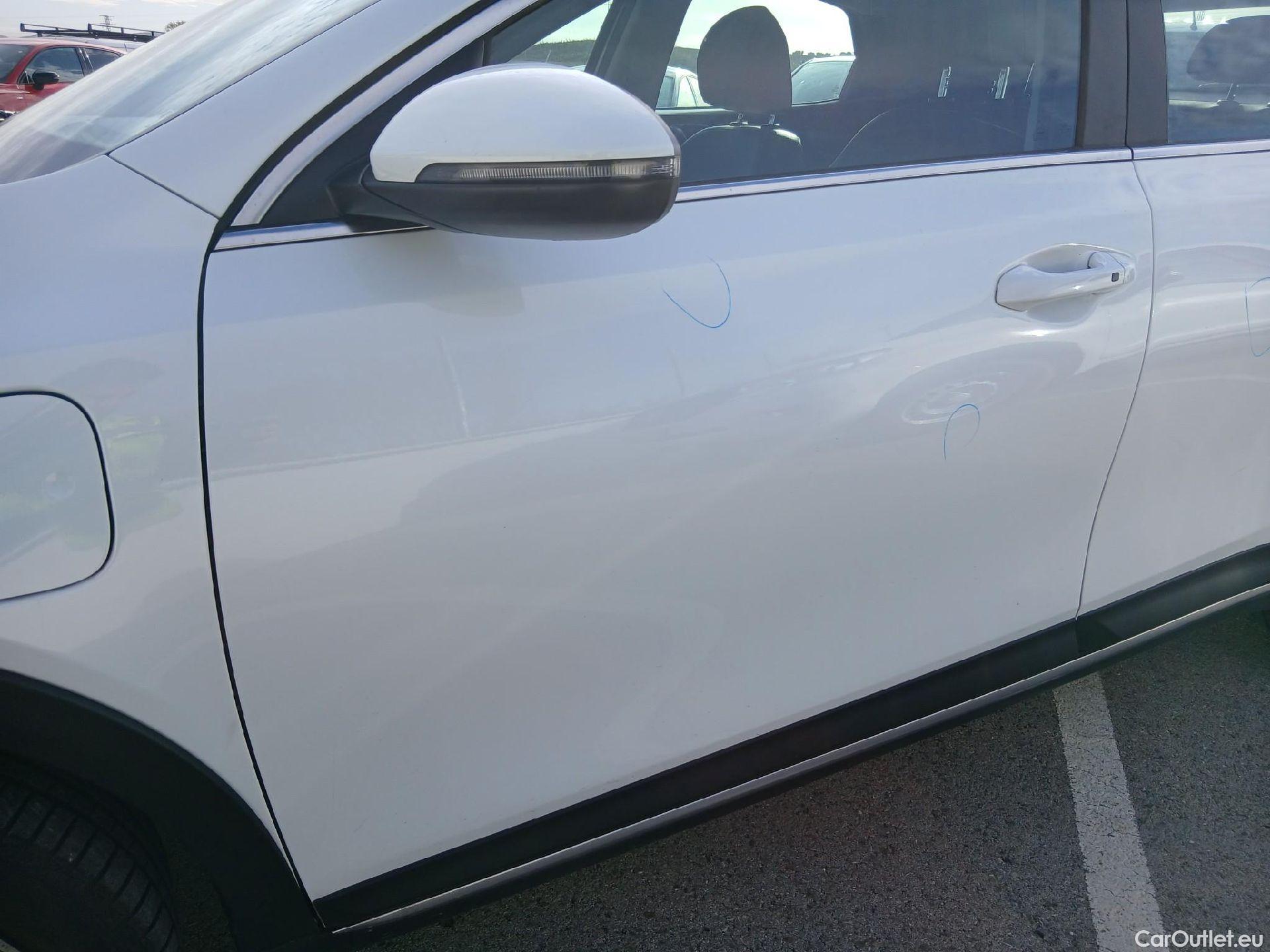  KIA  XCeed KIA  / 2019 / 5P / todoterreno 1.6 GDi PHEV 104kW (141CV) eTech #12