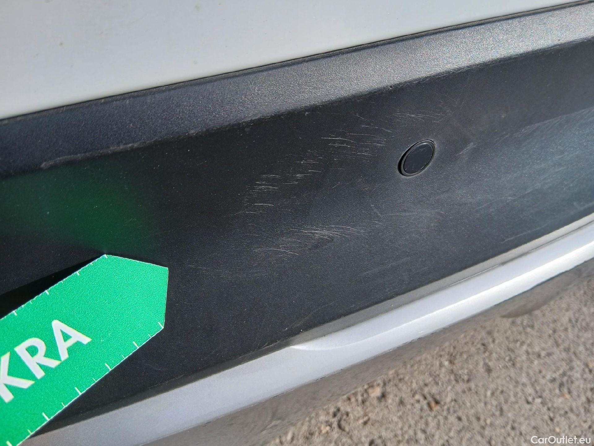  KIA  XCeed KIA  / 2019 / 5P / todoterreno 1.6 GDi PHEV 104kW (141CV) eTech #19