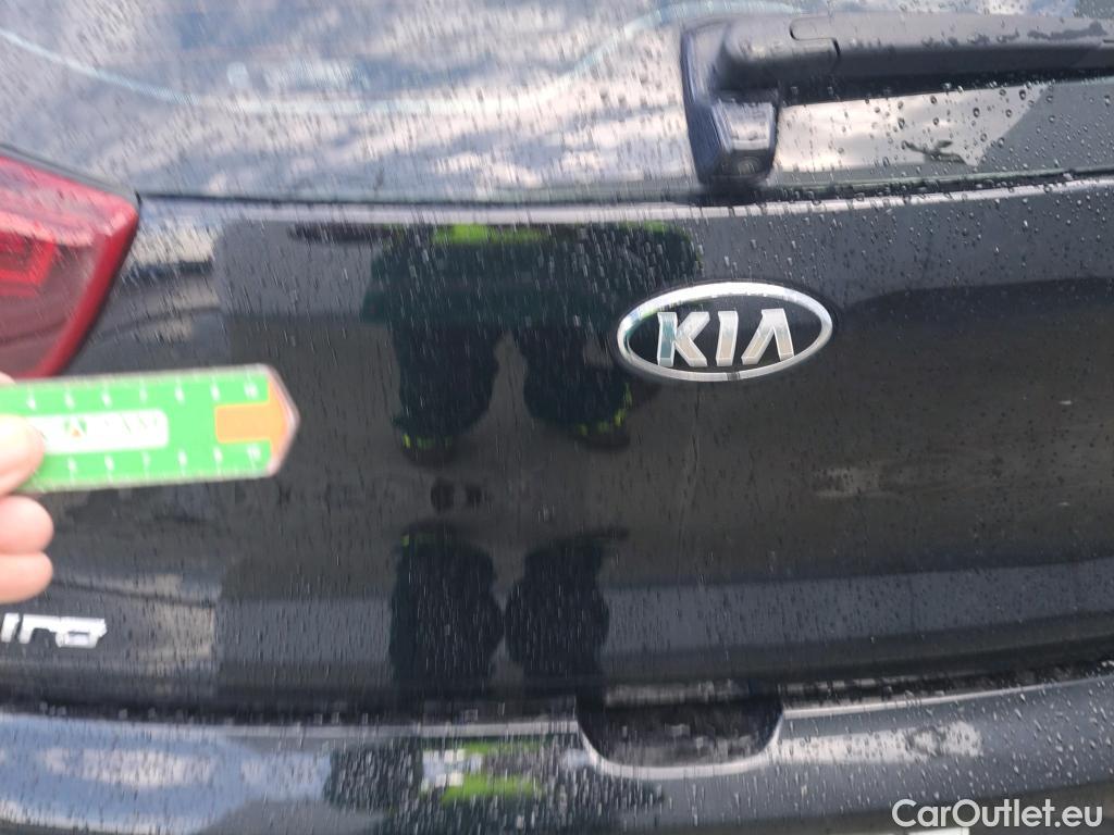  KIA  Niro KIA  / 2019 / 5P / crossover 1.6 GDi HEV 104kW (141CV) Drive #29