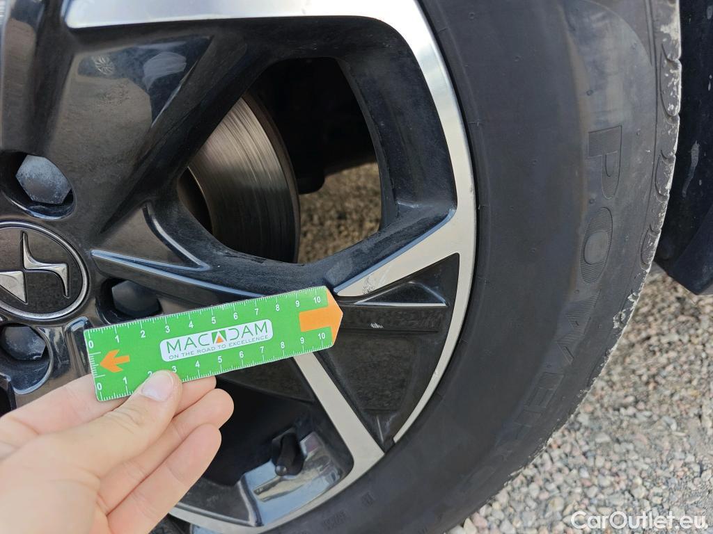  Citroen  DS3 DS DS 3 Crossback / 2018 / 5P / todoterreno PureTech 73 kW Manual SO CHIC #23