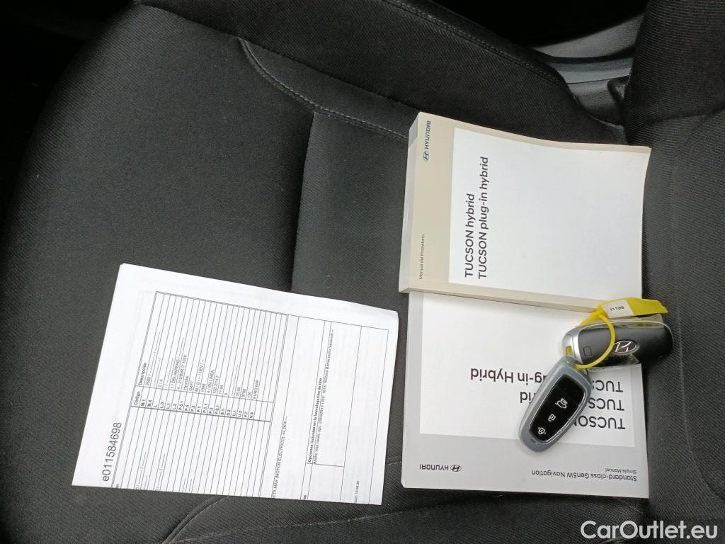  Hyundai  Tucson HYUNDAI  / 2020 / 5P / todoterreno 1.6 TGDI 169kW HEV Tecno Auto 2C #5
