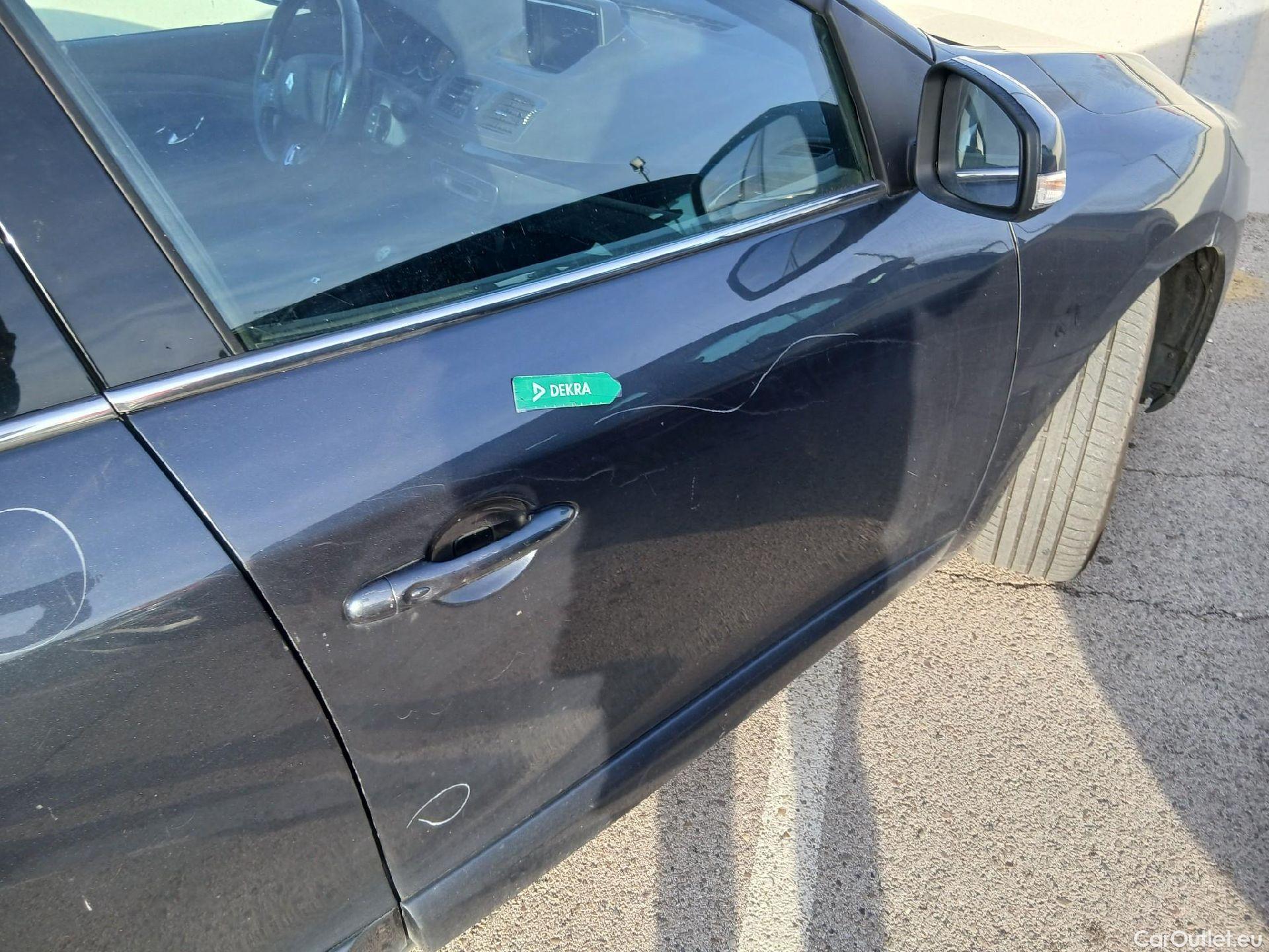  Renault  Megane RENAULT MÉGANE 5p 3G familiar Sp. Tou. Bose Energy dCi 130 S&S Euro 6 #71