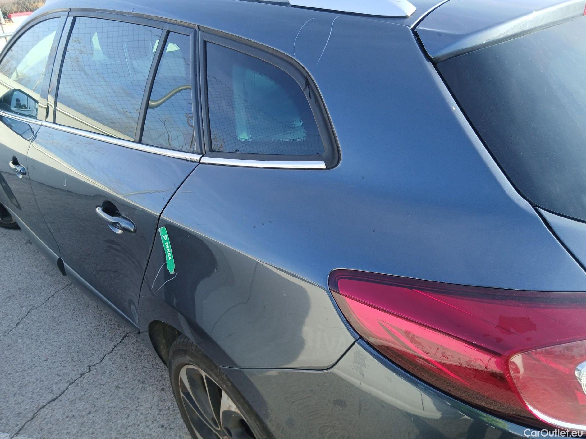  Renault  Megane RENAULT MÉGANE 5p 3G familiar Sp. Tou. Bose Energy dCi 130 S&S Euro 6 #44