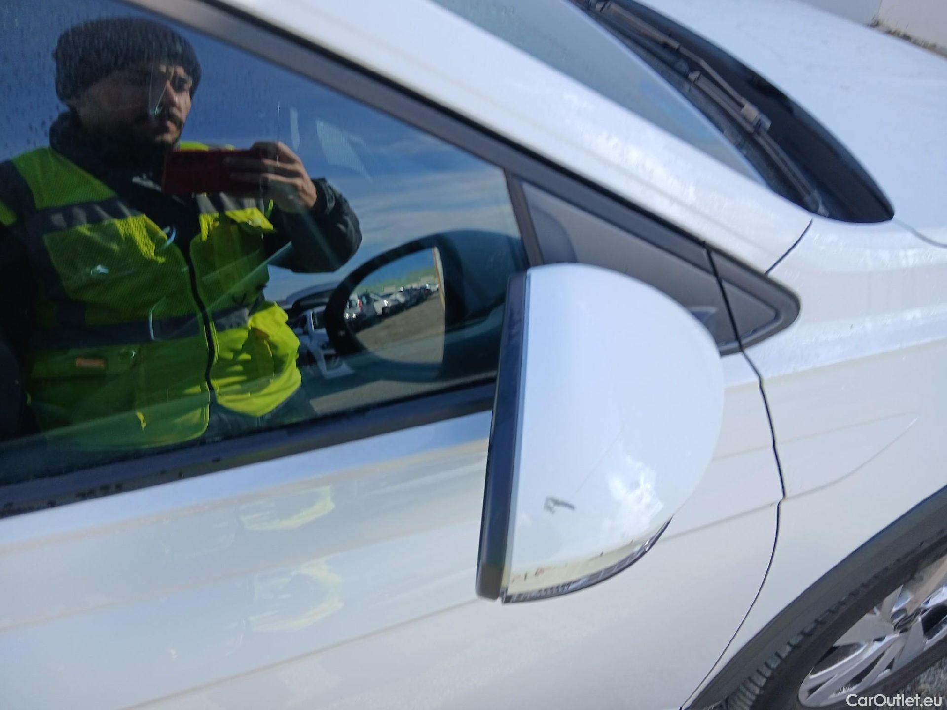  Volkswagen  Taigo VOLKSWAGEN  / 2021 / 5P / todoterreno Life 1.0 TSI 81kW (110CV) #20